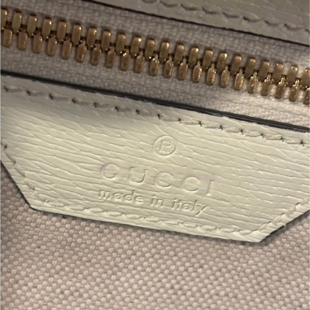 GUCCI Tiger Medium Convertible Tote Bag in White Chalky/Multicolor RARE W/ COA - Picture 9 of 11